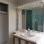 Spacieux T3 Avec Piscine *