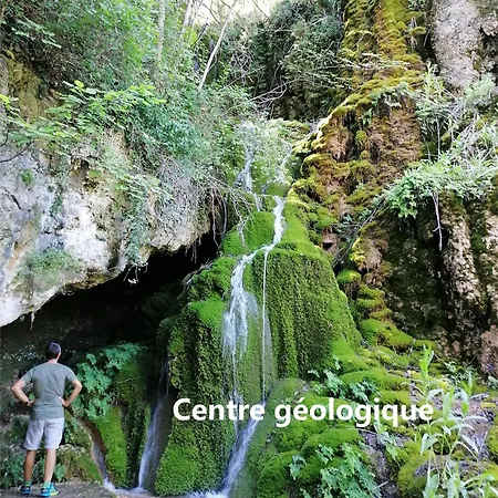 Spacieux T3 Avec Piscine Lejlighed